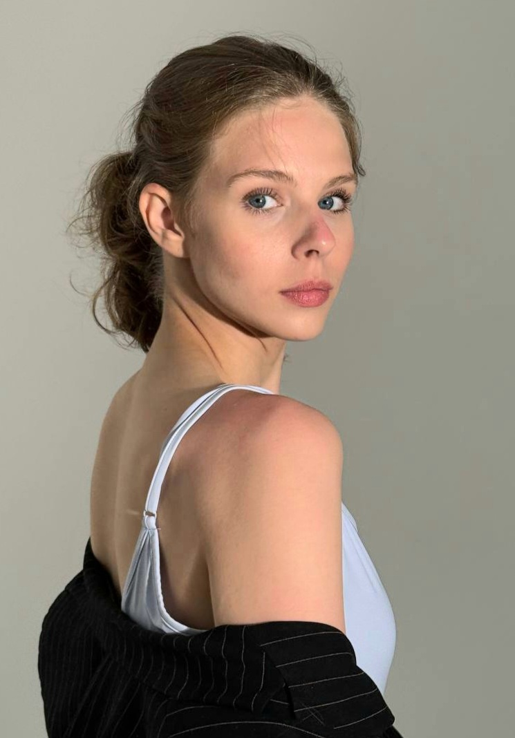 Юлия Иванова, портрет 2